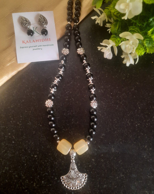 Black Beads Necklace