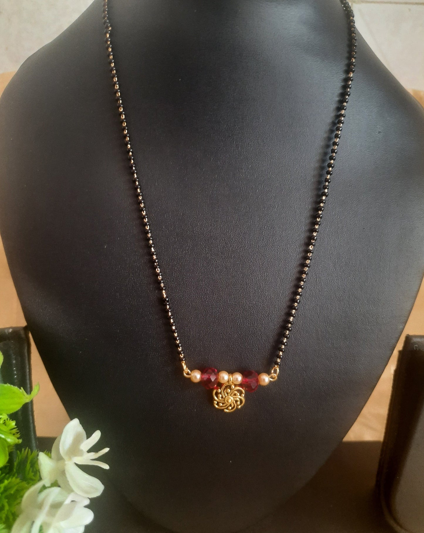 Red Crystal with Flower Charm Mangalsutra